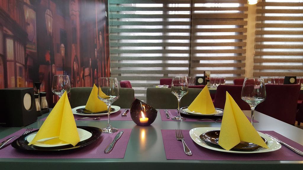 Apart Hotel Kalonis Скопье Экстерьер фото