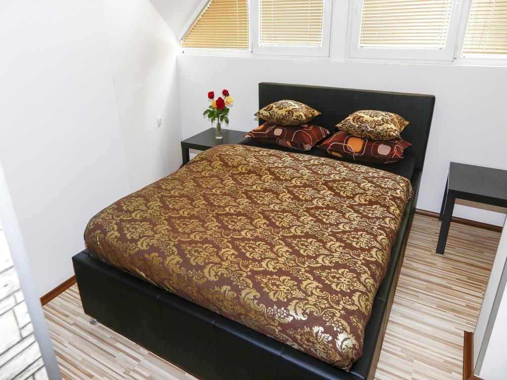 Apart Hotel Kalonis Скопье Номер фото